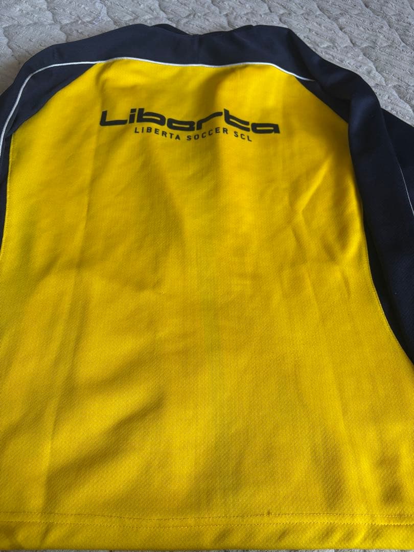 Liberta リベルタ　ジャージ 160cm 黒・黄