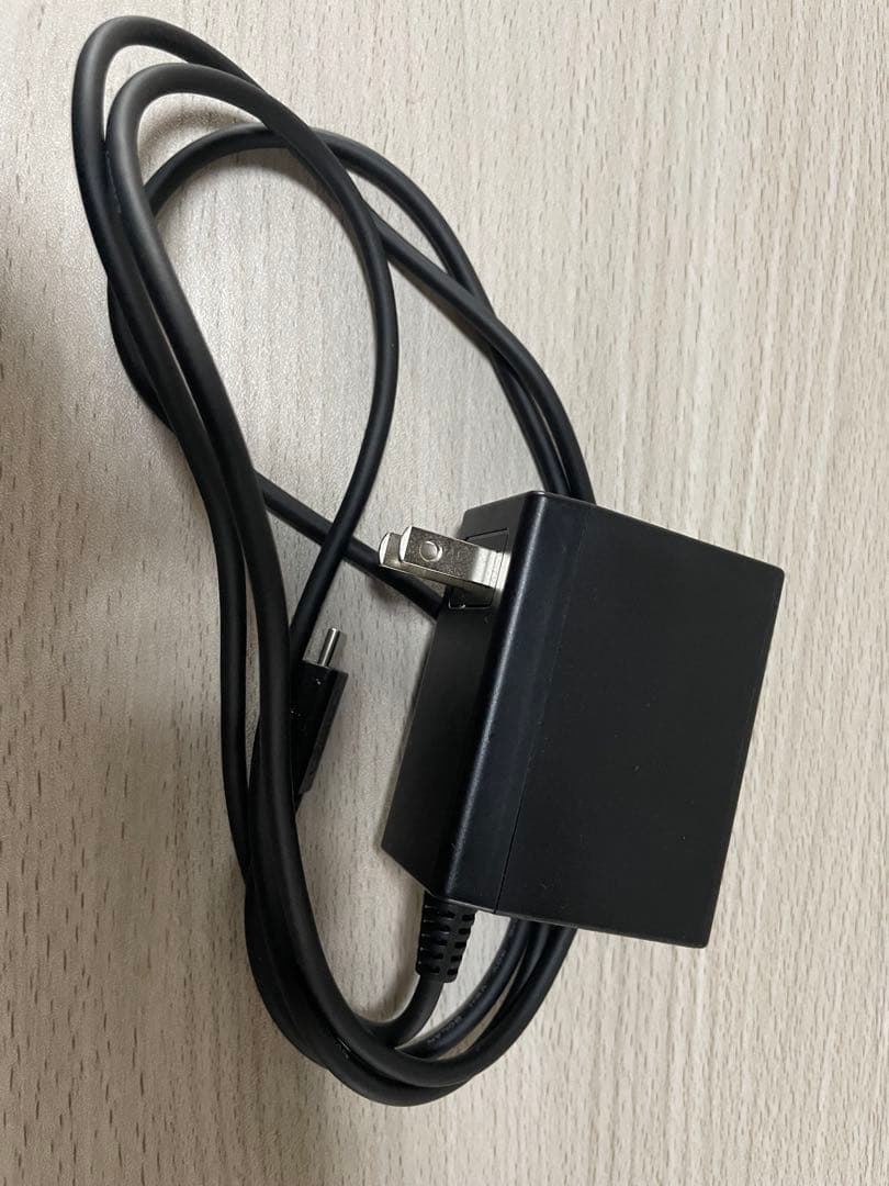 Nintendo Switch Lite 本体と充電器