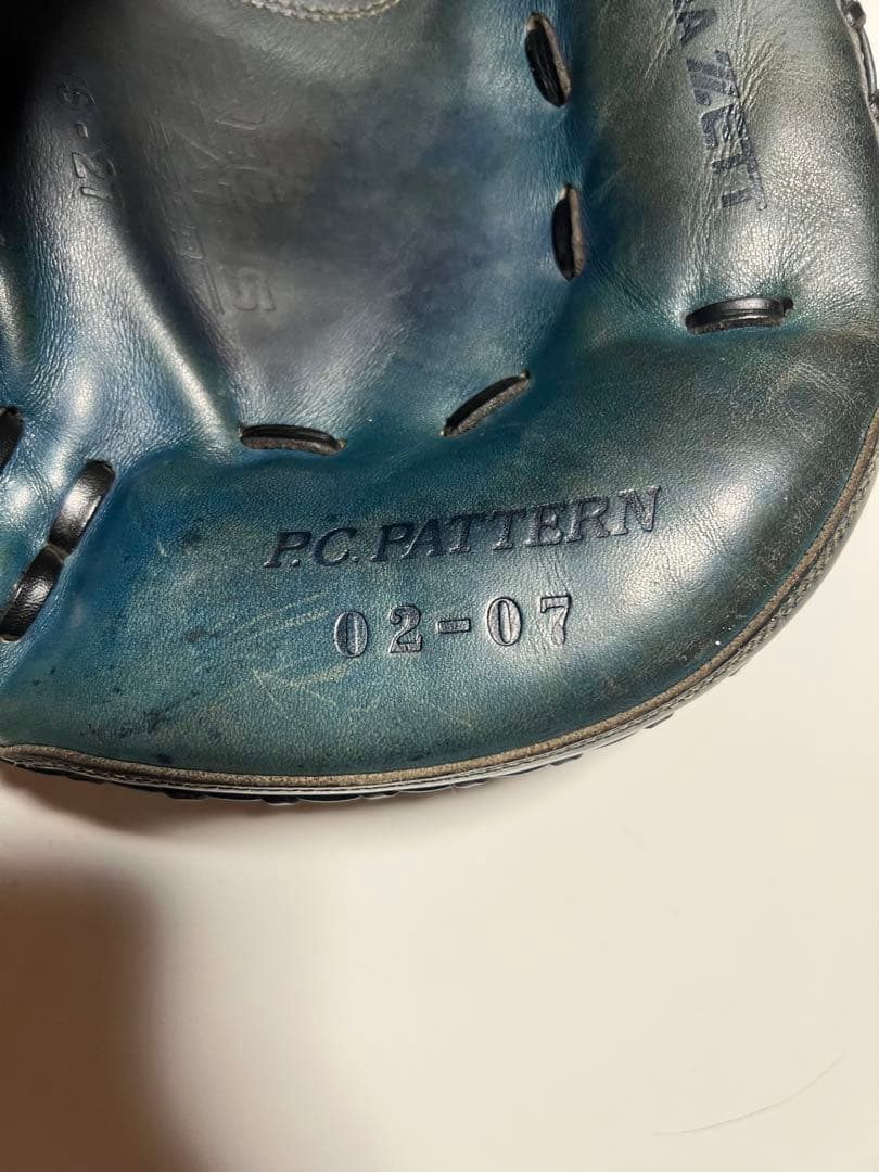 【超美品】　古田敦也選手　本人使用キャッチャーミット