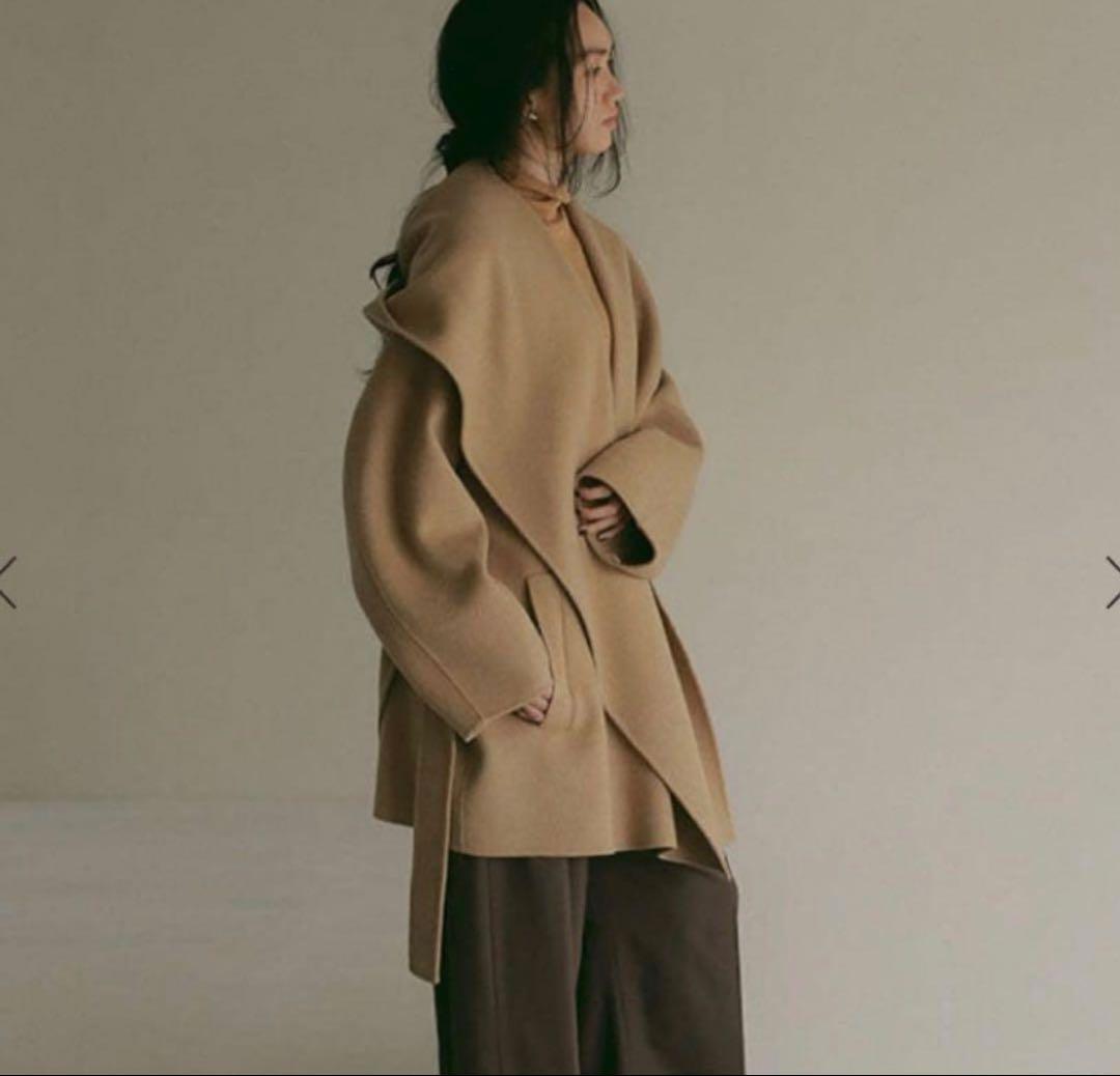 ETRÉ TOKYO フーディーリバーコート<Mサイズ>