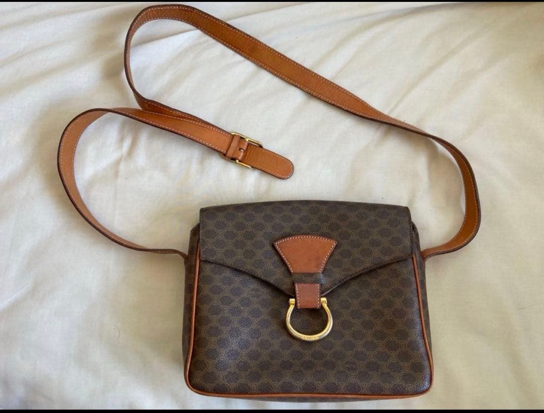 セリーヌショルダーバック マカダム柄 ガンチーニ