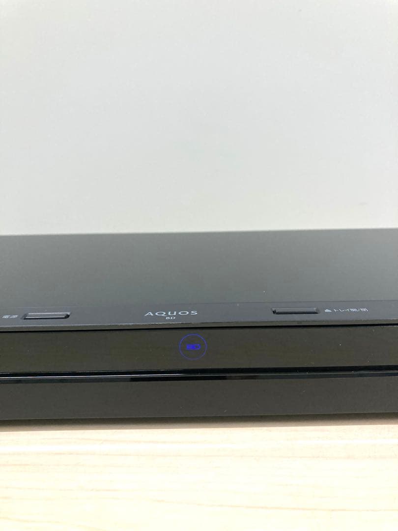 めっちゃ綺麗　リモコン新品　シャープ　AQUOS ブルーレイ　BD-NW520