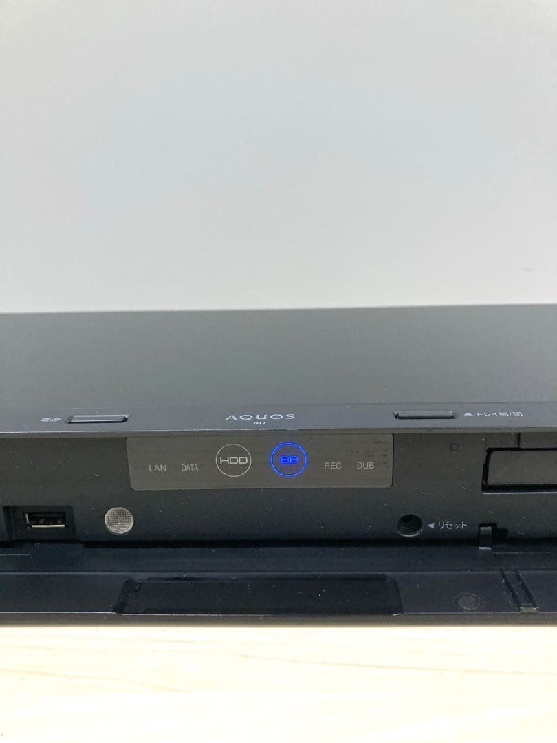 めっちゃ綺麗　リモコン新品　シャープ　AQUOS ブルーレイ　BD-NW520