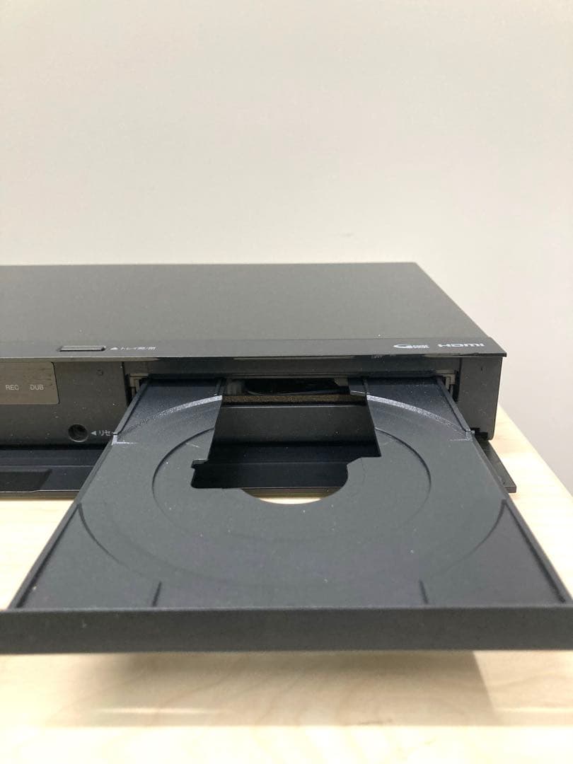 めっちゃ綺麗　リモコン新品　シャープ　AQUOS ブルーレイ　BD-NW520