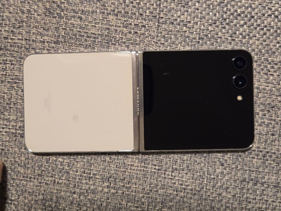 Galaxy Z Flip 5/SCG23 256GB simフリー【ジャンク】