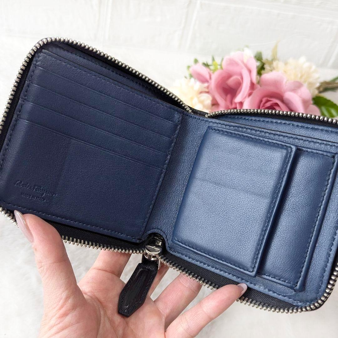 ✨極美品✨フェラガモ ダブルガンチーニ ラウンドファスナー 折り財布 レザー