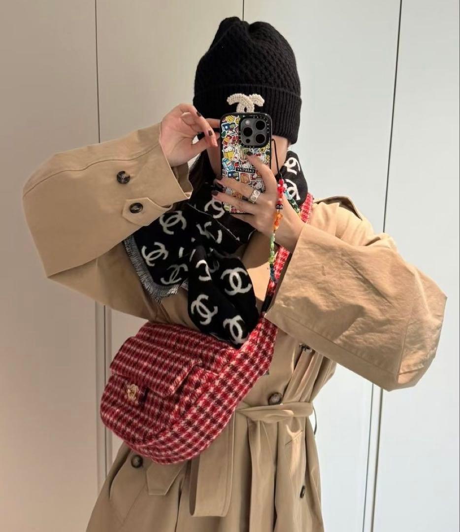 新品未使用 CHANEL シャネル ロゴ マフラー ブラック 黒