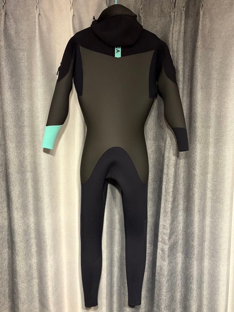 【美品！最終値下！】VISSLA ウェットスーツ フード付き セミドライ メンズ