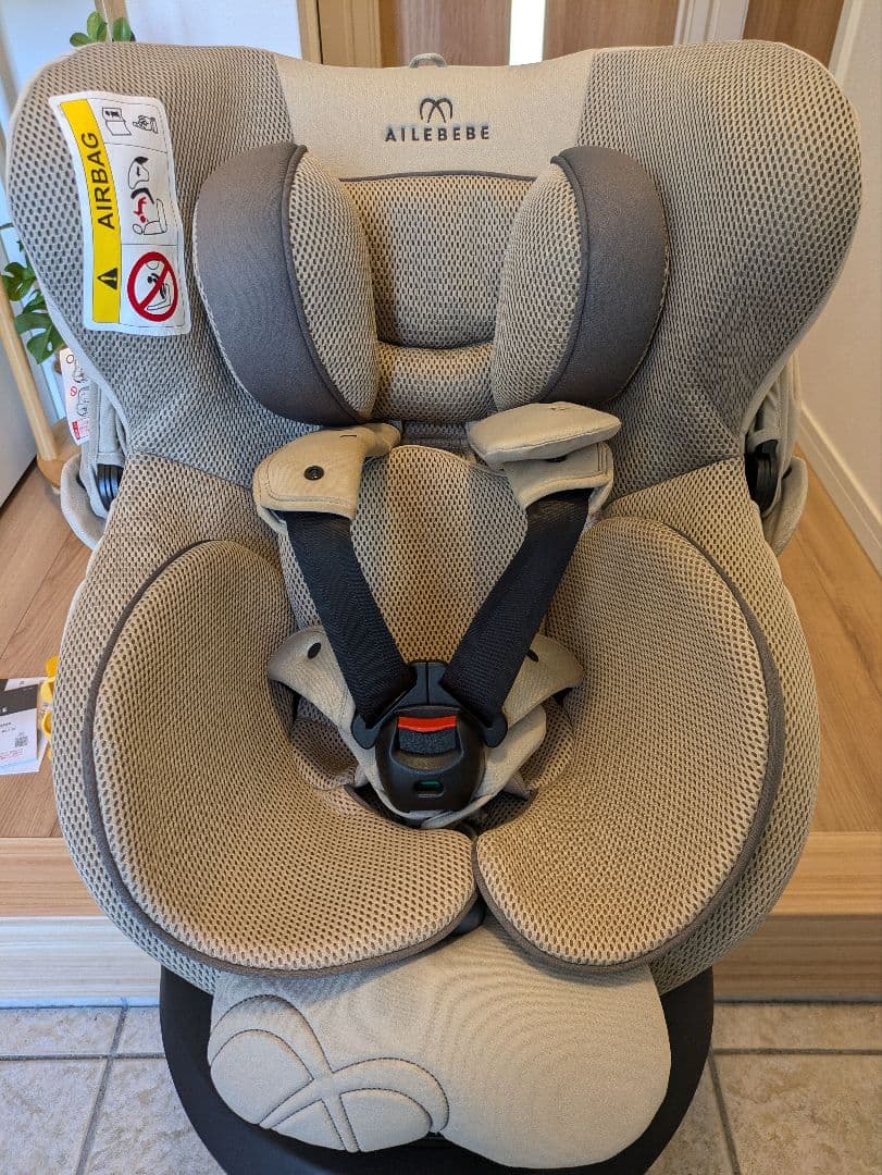 【AILEBEBE】 希少色 グラングレージュ クルット5i チャイルドシート