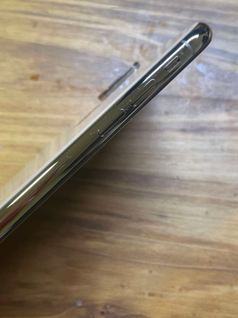 iPhone XS ゴールド64GB FaceID使用不可