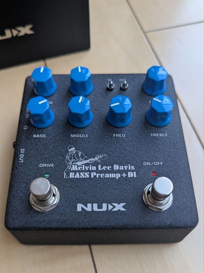 ベース NUX MLD Bass Preamp + DI