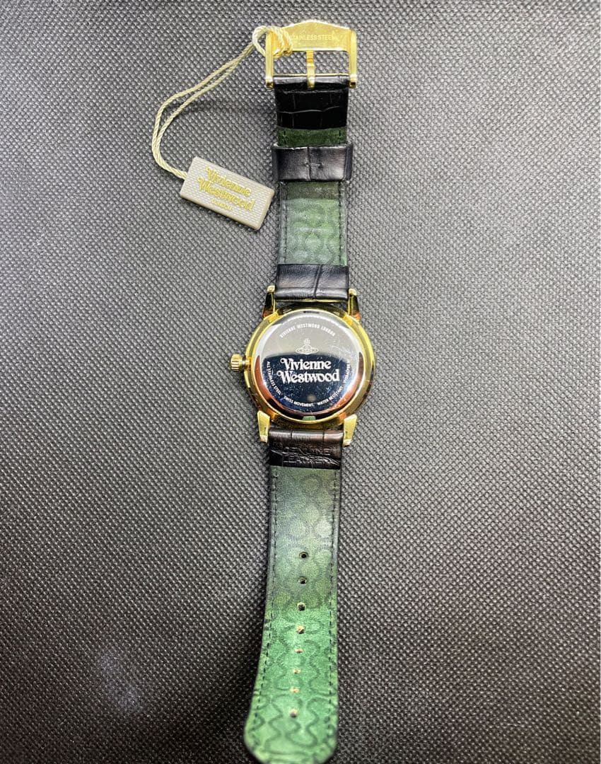 【美品】Vivienne Westwood レザー 腕時計 ケース＆保証書付き