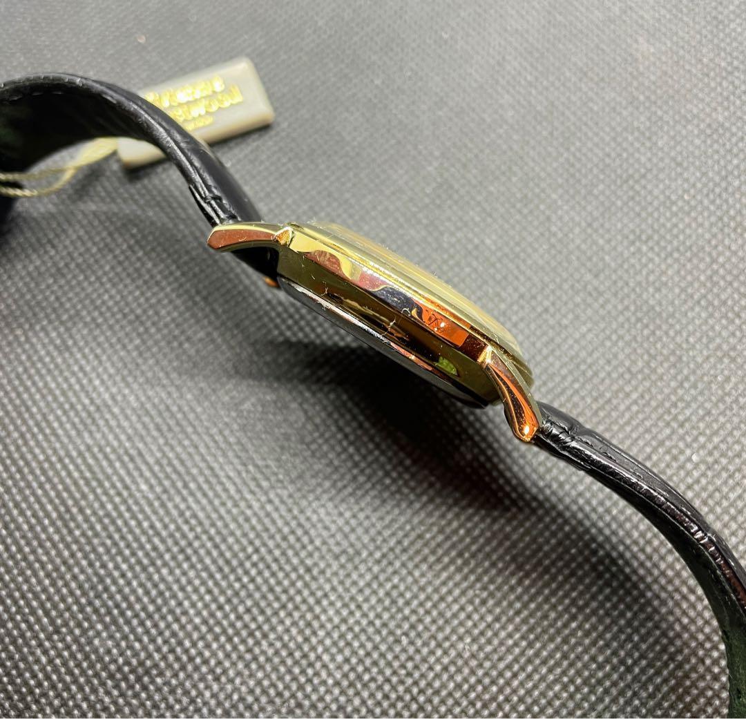 【美品】Vivienne Westwood レザー 腕時計 ケース＆保証書付き