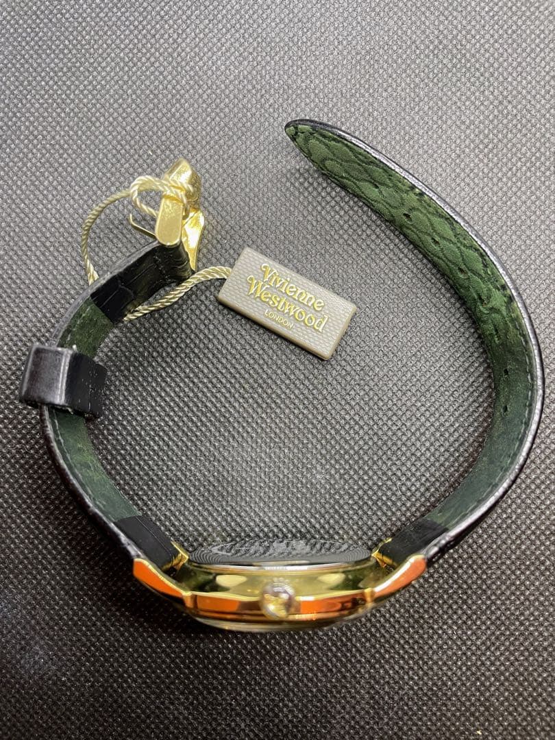 【美品】Vivienne Westwood レザー 腕時計 ケース＆保証書付き