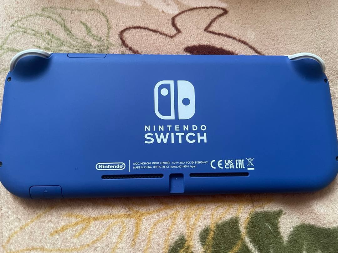 Switch Lite ブルー　スイッチ　ライト　本体　美品　2025年製