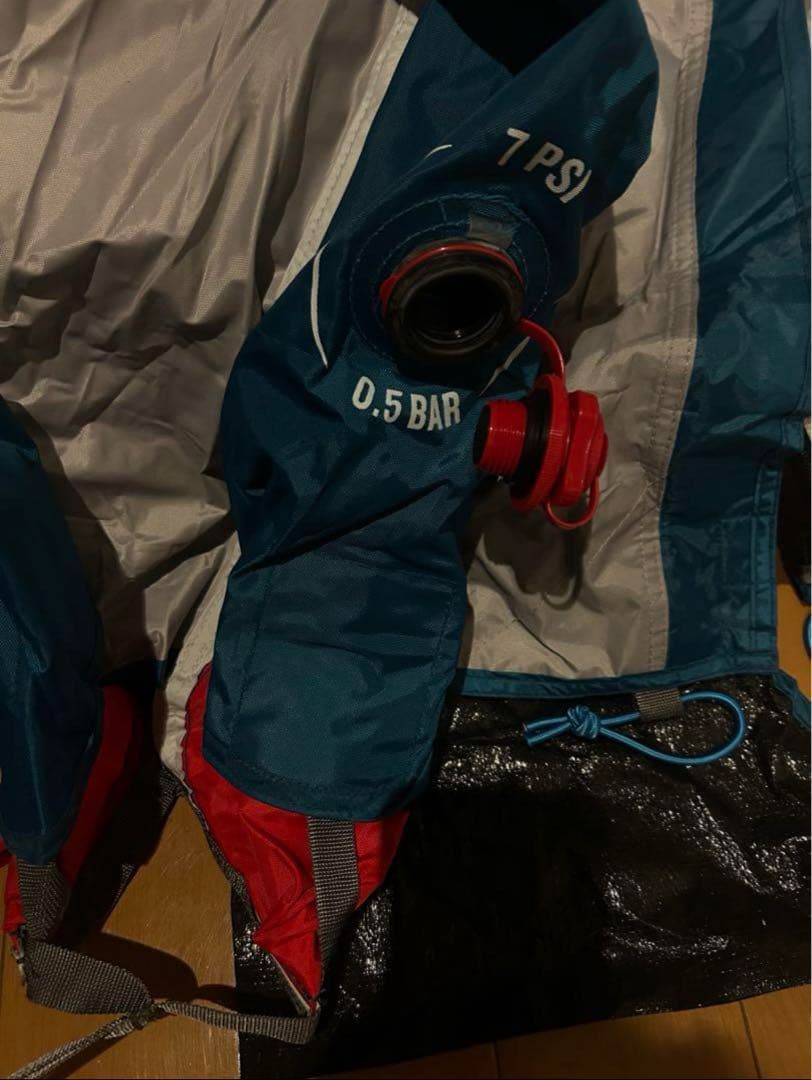 【新品未使用】QUECHUA ケシュア エアーテント4.2 2ルームテント