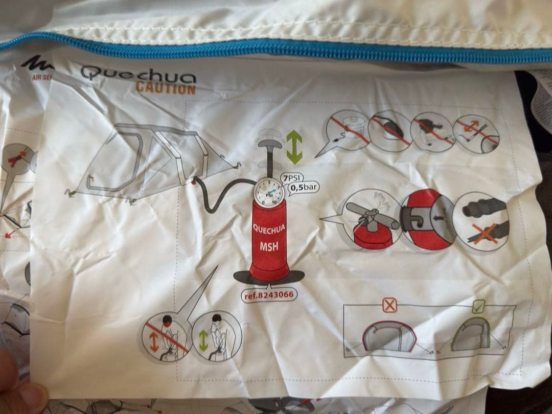 【新品未使用】QUECHUA ケシュア エアーテント4.2 2ルームテント