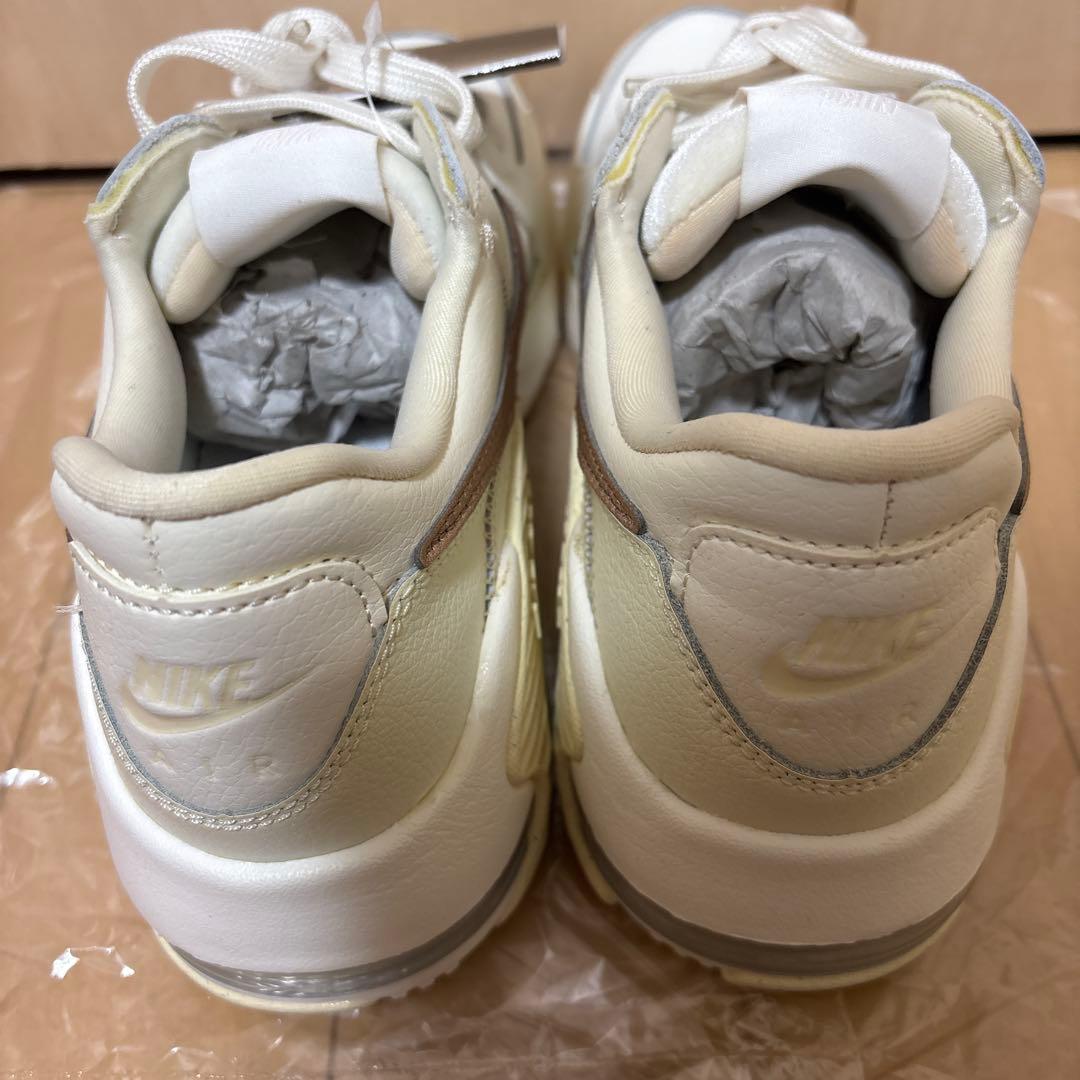 ナイキ　エアマックス　エクシー　LEA