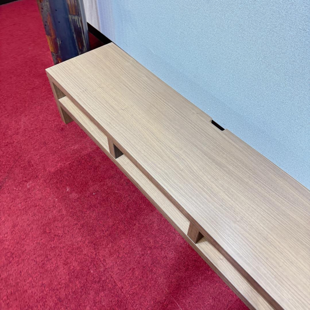 東京23区送料無料　超美品テレビボード1600mm　展示品未使用