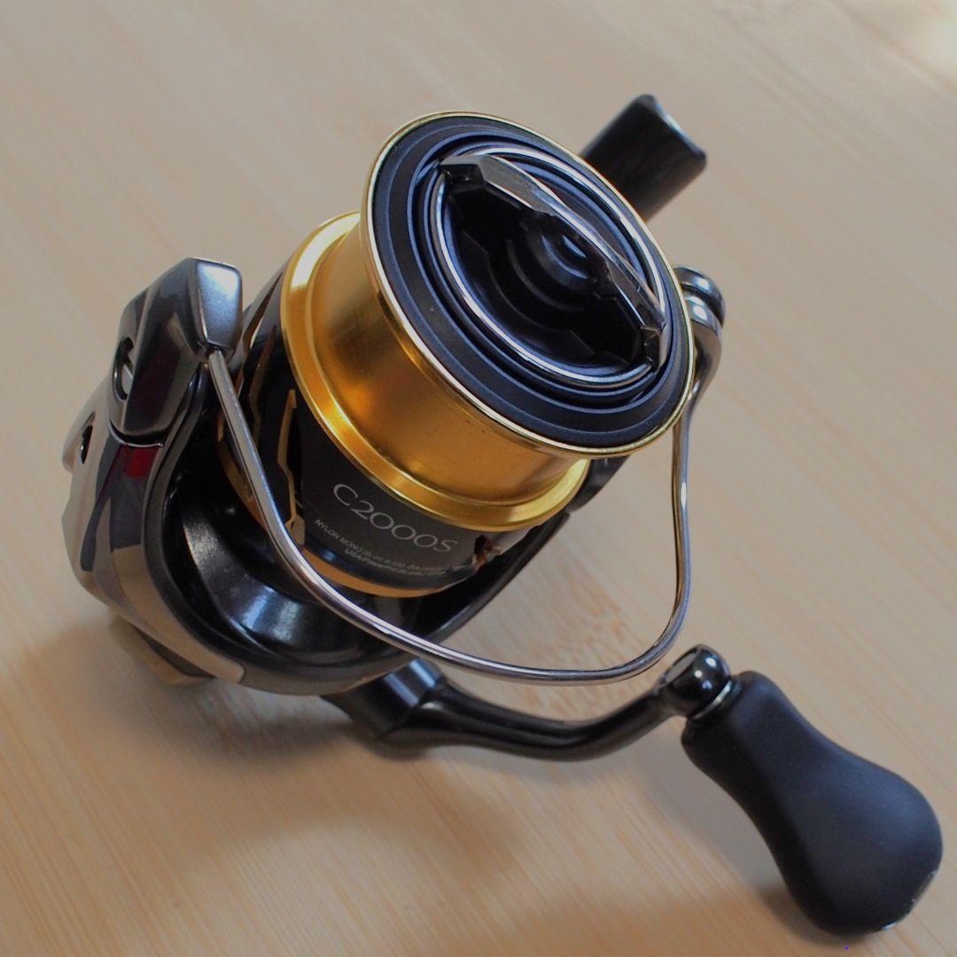 あ*る様 【 20 TWINPOWER C2000S 】シマノ ツインパワー