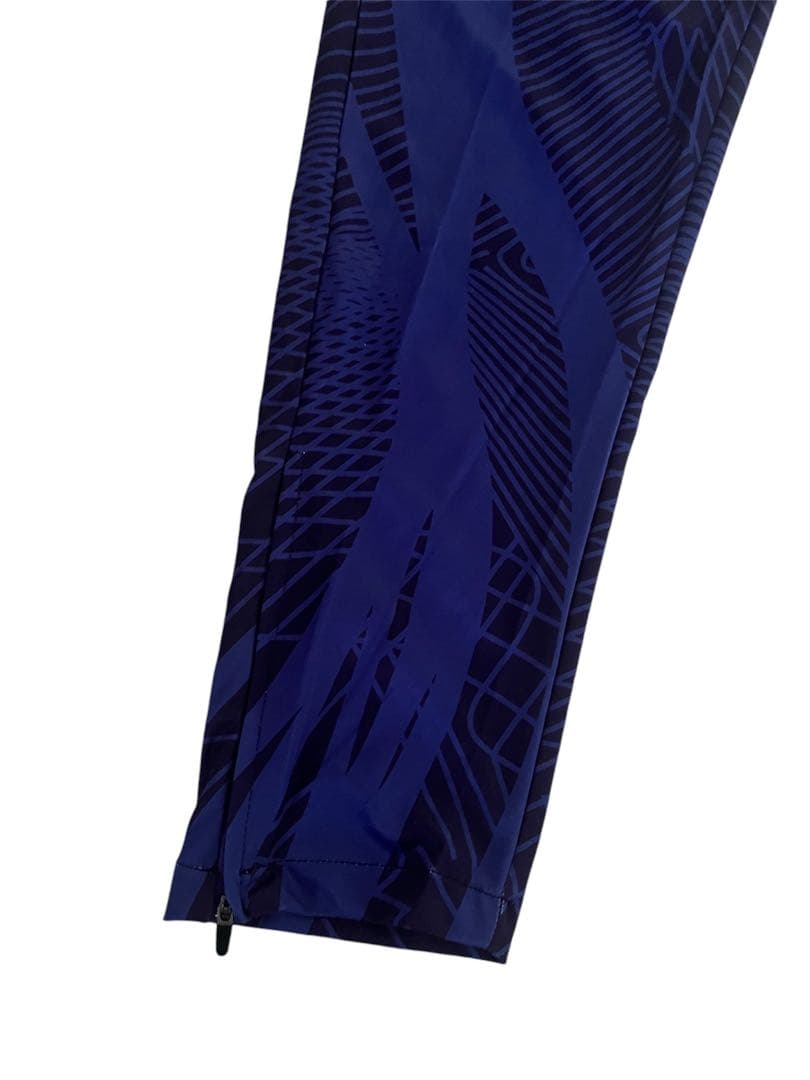 ブラジル代表　ナイキ　トレーニングウェア　上下セット　Lサイズ