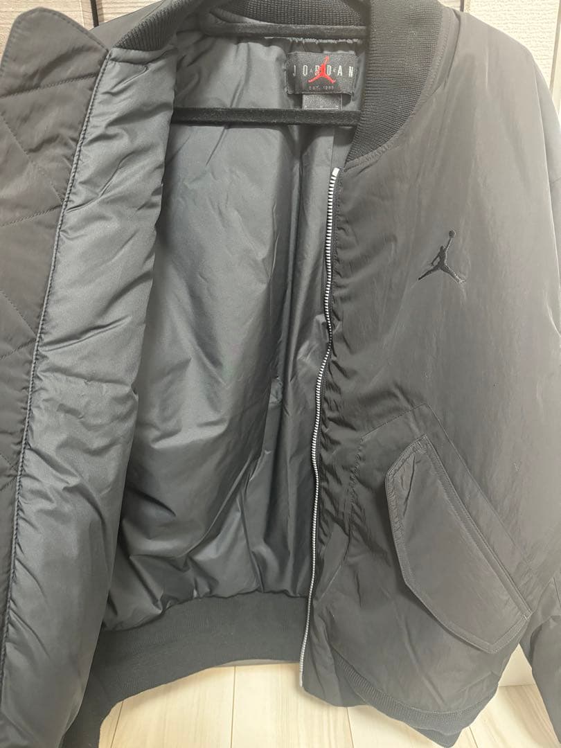 NIKE ジョーダンボンバージャケット【Mサイズ未使用】