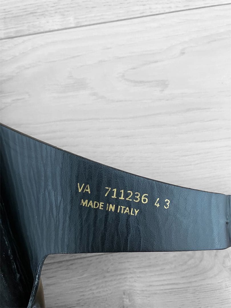 サンローラン　ブラック サンダル