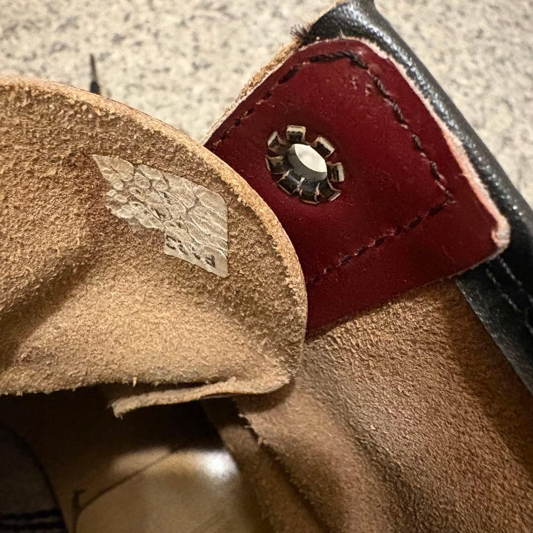 ドクターマーチン 8ホール バーガンディ イングランド製