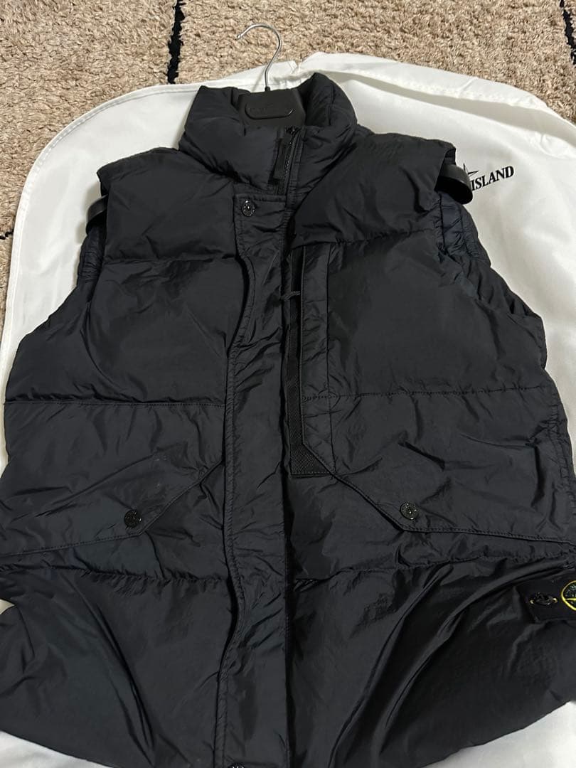 Stone  Recycled Nylon Down Vest 美品