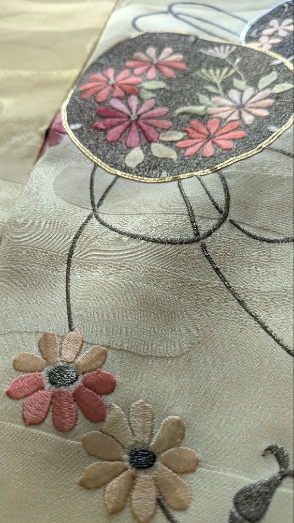 7歳　正絹黄刺繍　七五三　お着物・作り帯・筥迫セット