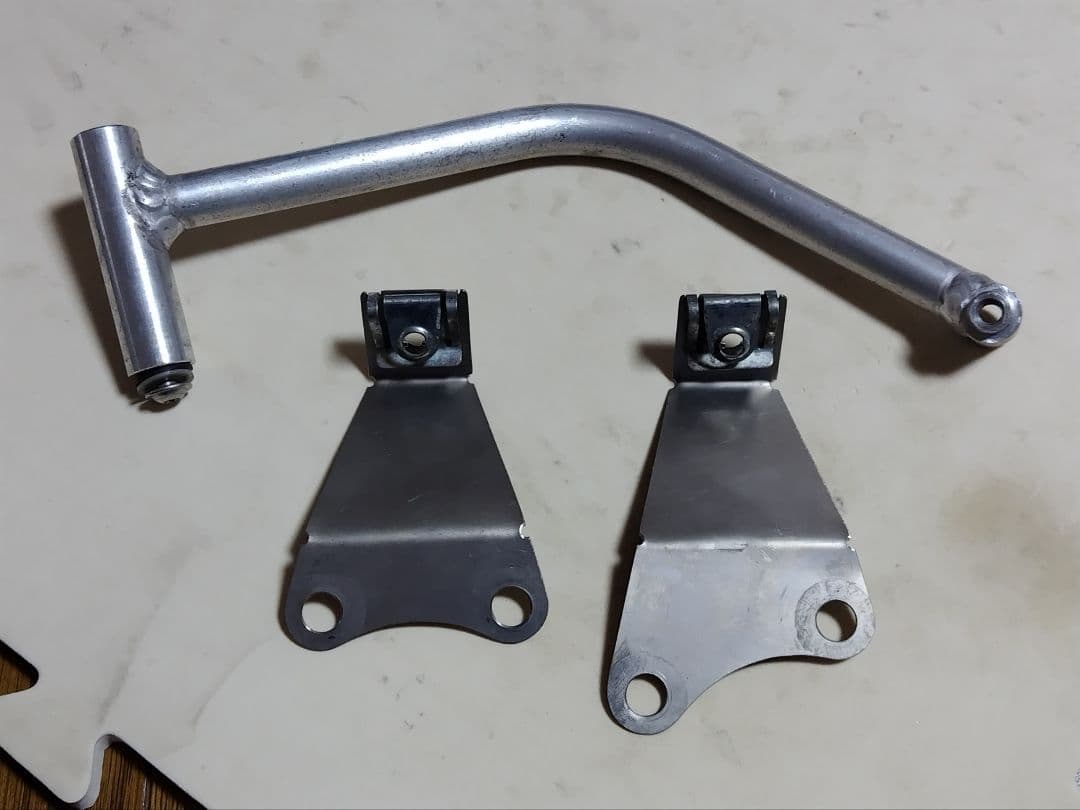 DUCATI　モンスター　M900用 アンダーカウル　中古　補修あり