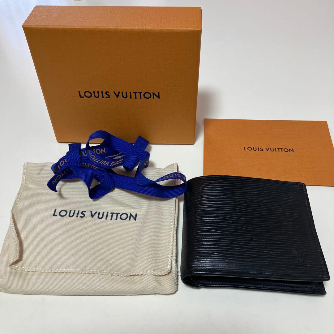 LOUIS VUITTON エピレザー 二つ折り財布 黒