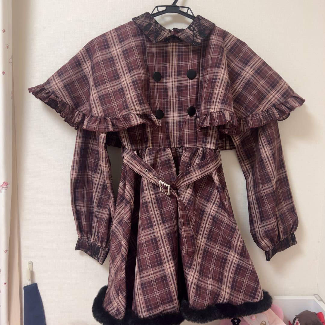 Palelfy ファー付きケープワンピ