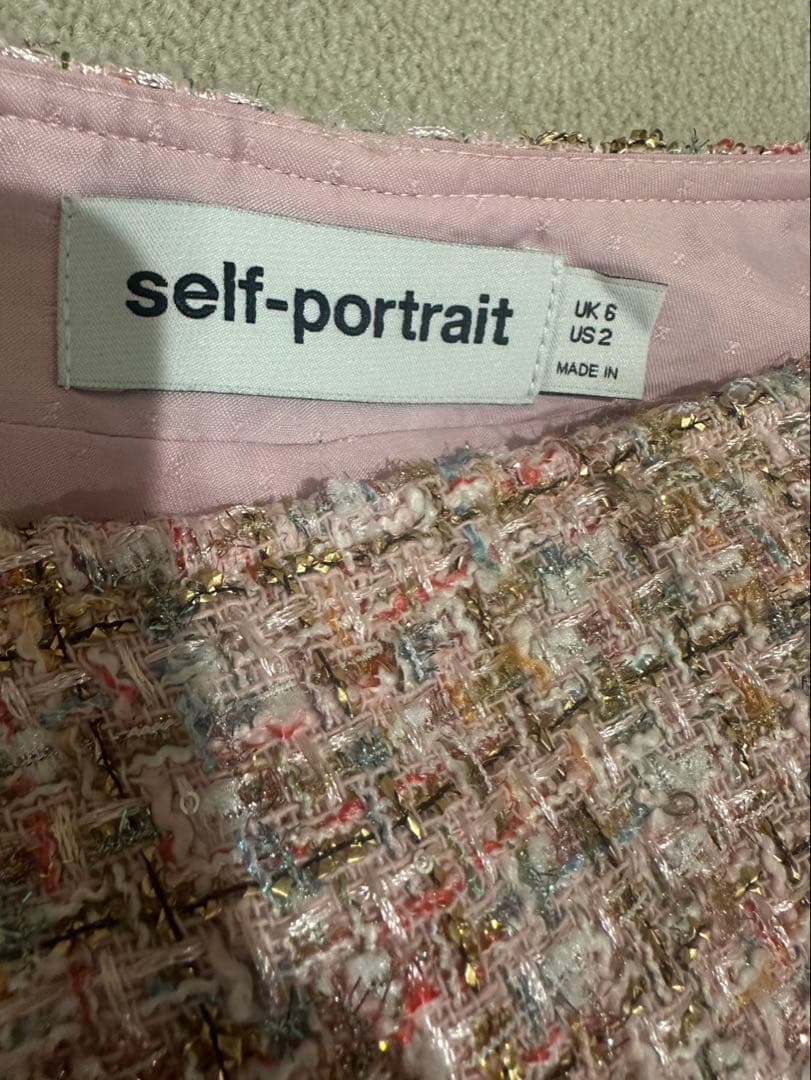 セルフポートレートのツイードショートパンツ