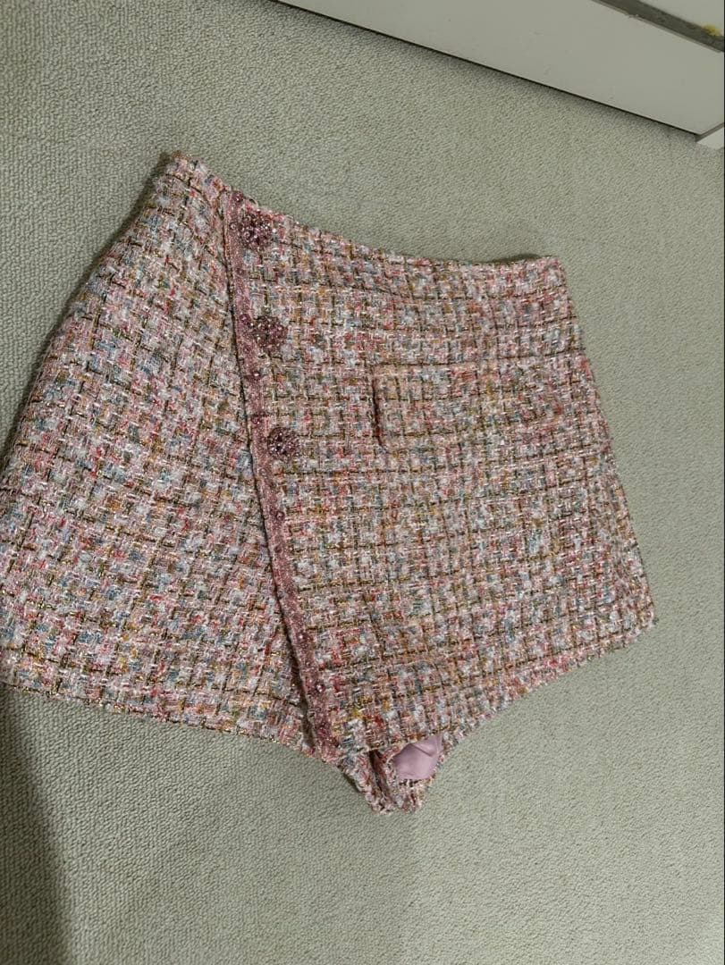 セルフポートレートのツイードショートパンツ