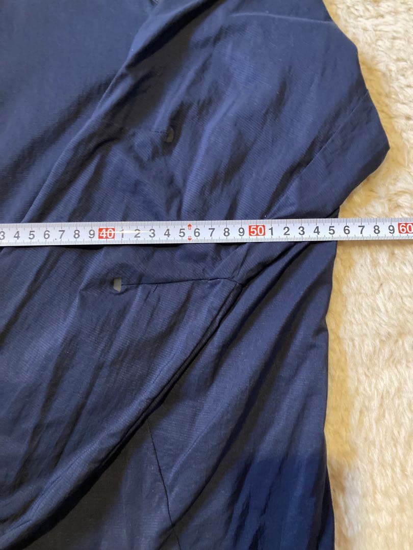 On アクティブジャケット　ネイビー Mサイズ [ランニングウェア ブレーカー]