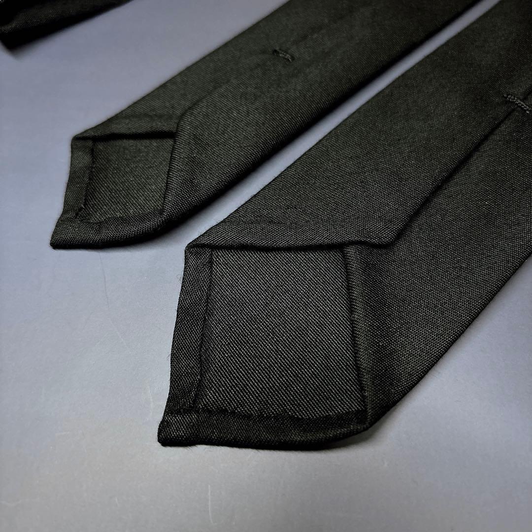 美品 VALENTINO ヴァレンティノ ナロータイ ブラックウール 無地