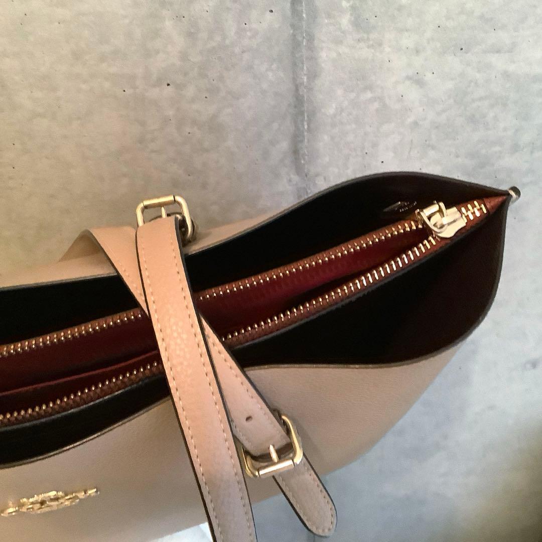Coach ベージュ　トートバッグ