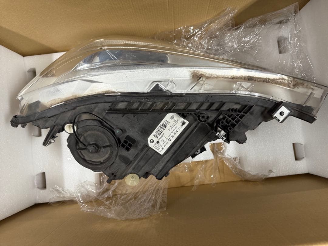 BMW3シリーズ左ヘッドライト