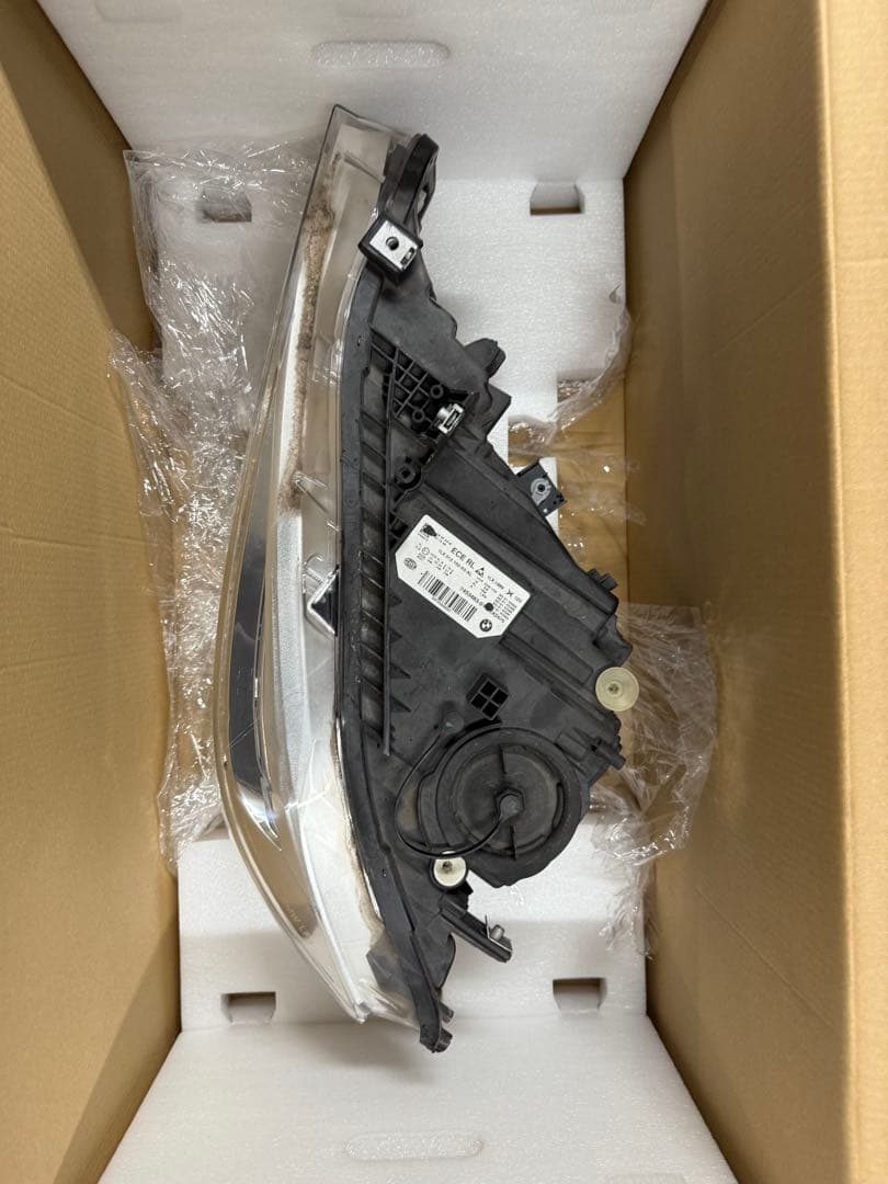 BMW3シリーズ左ヘッドライト