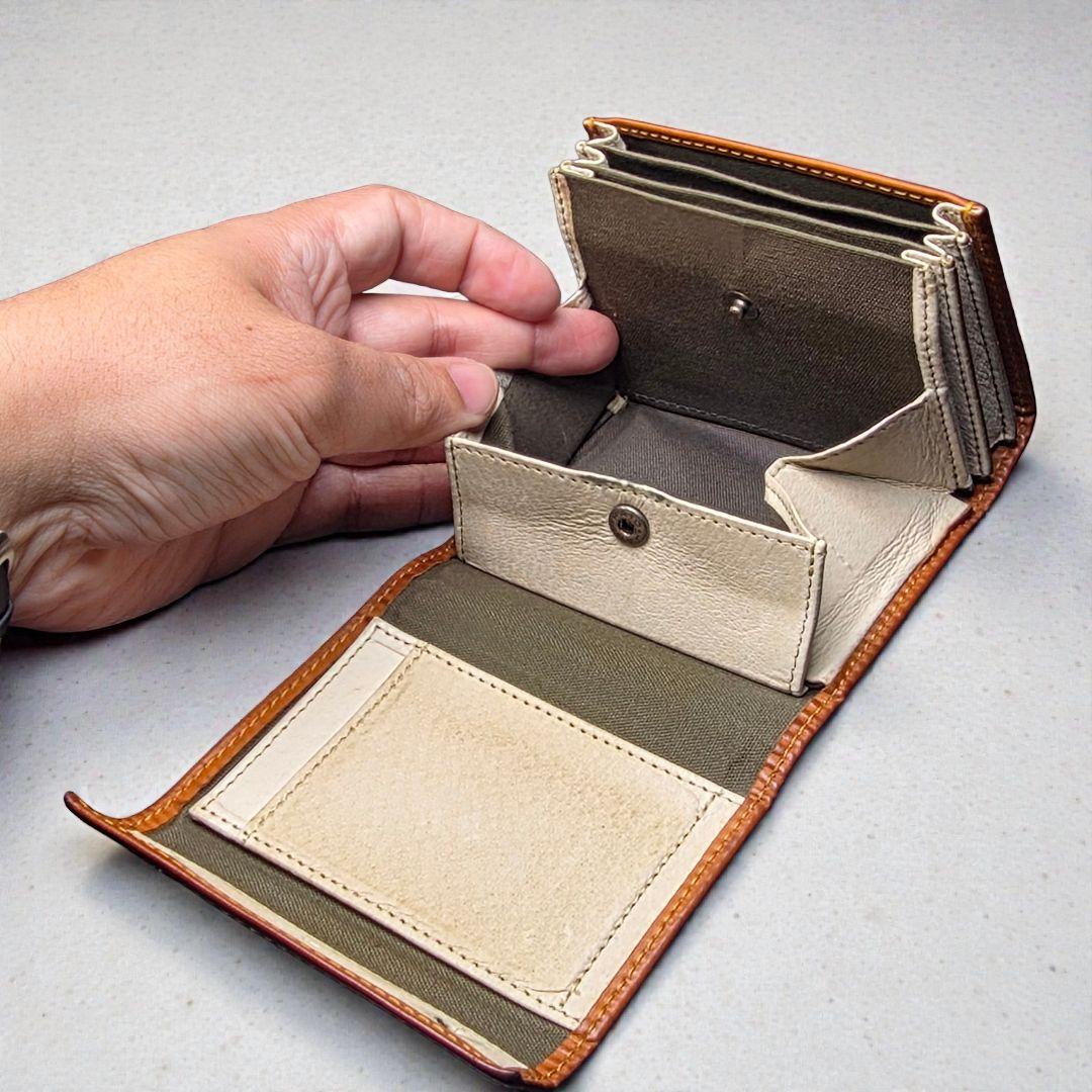 m+エムピウ　ミッレフォッリエ II P30　ナポリ