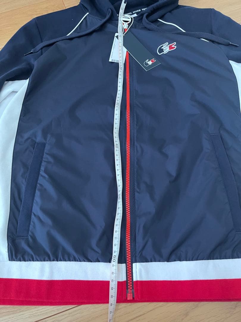 【未使用タグ付き】ラコステ　LACOSTEフード付きジャケット ネイビー