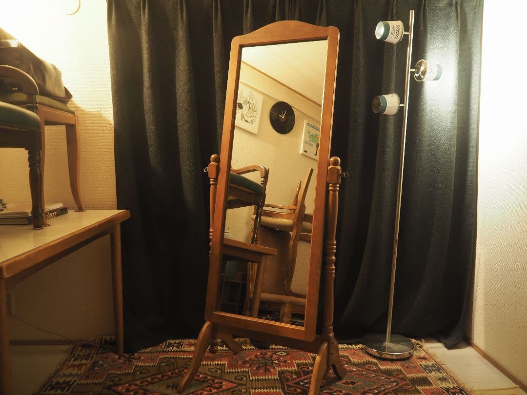 【値引中】ヴィンテージスタンドミラー