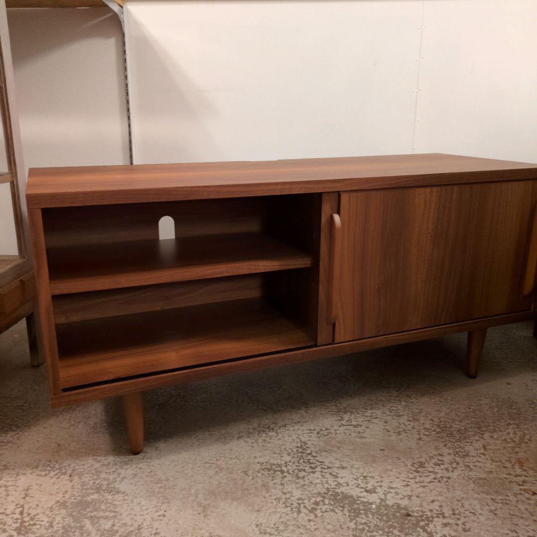 木製シンプル キャビネット 引き戸式 テレビボード シェルフ