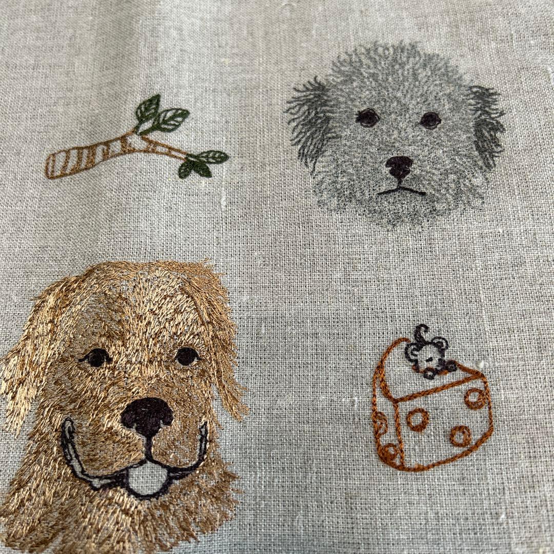 Coral&Tusk コーラル&タスク　犬のクッションカバー　新作　新品