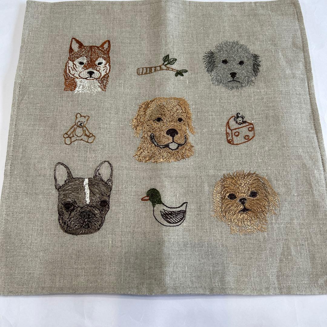 Coral&Tusk コーラル&タスク　犬のクッションカバー　新作　新品