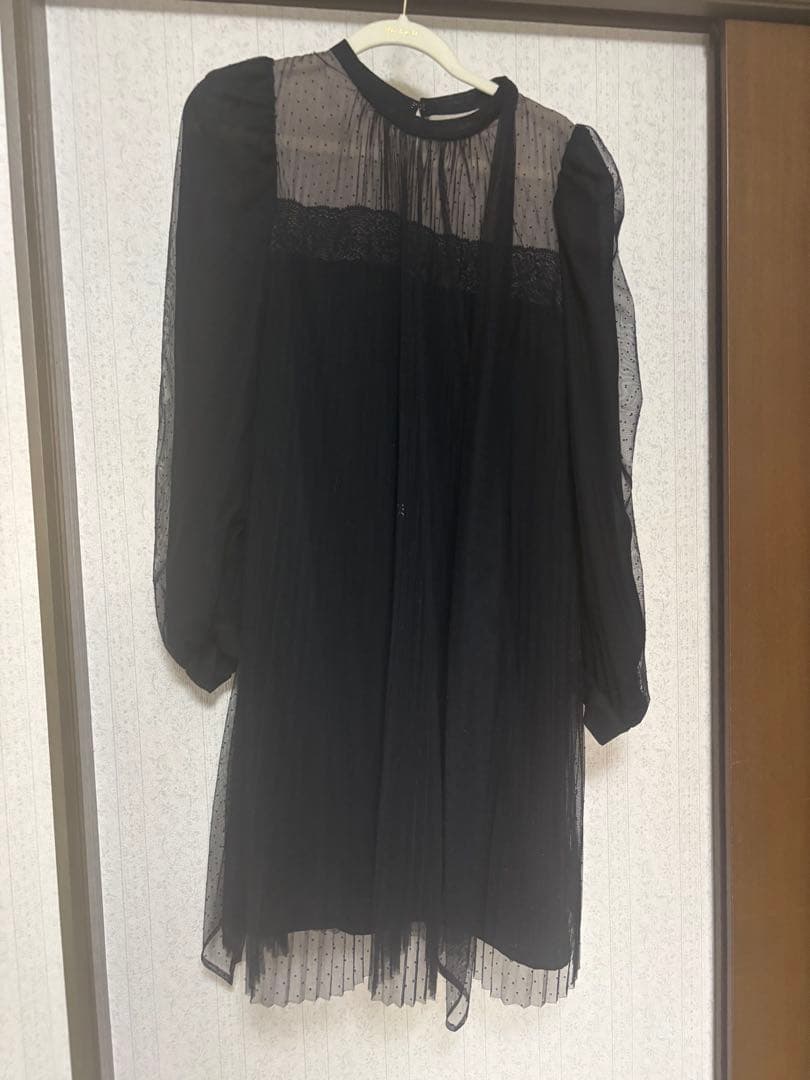 ワンピース herlipto French Pleated Lace Dress M
