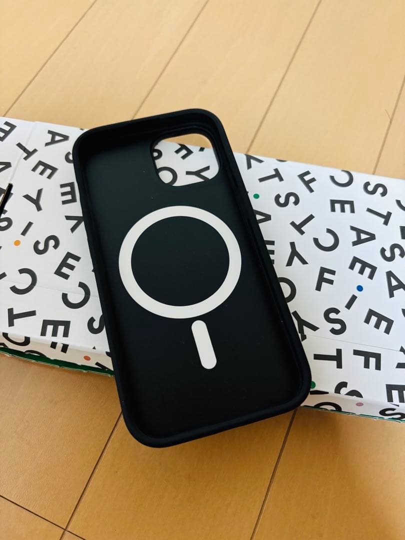 CASETIFY Strawberry Mix iPhone15ミラーケース