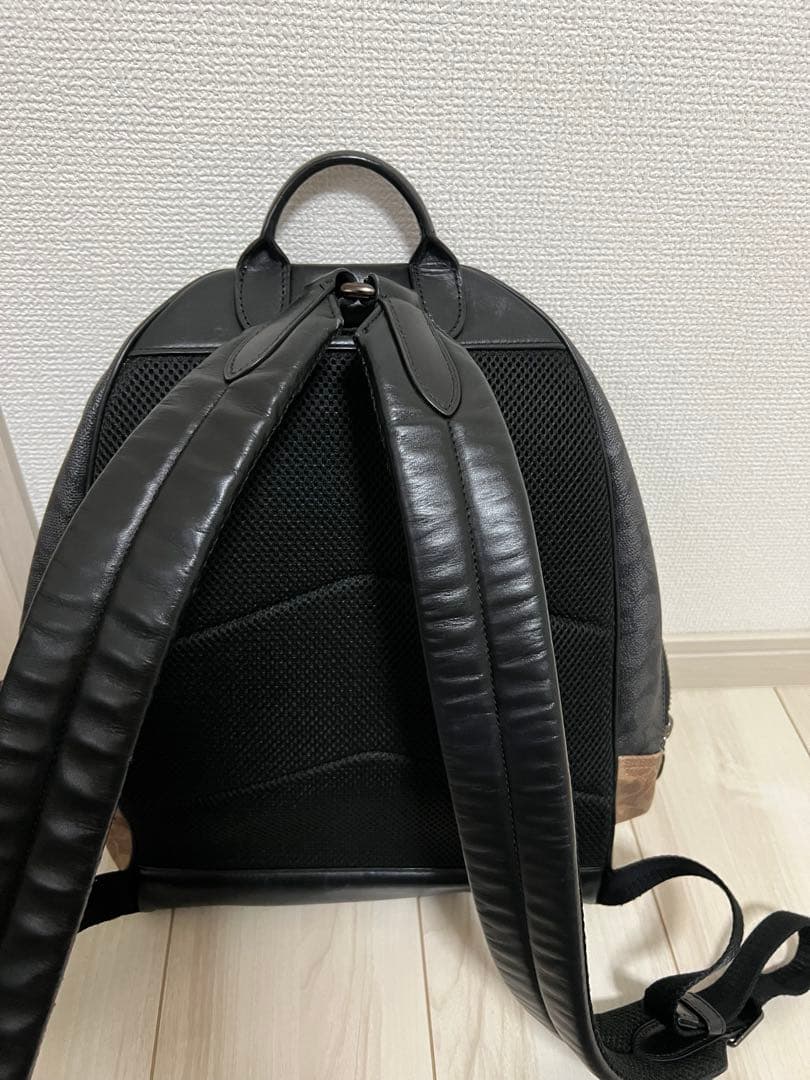 【期間限定値下げ】 COACH ロゴデザイン リュック