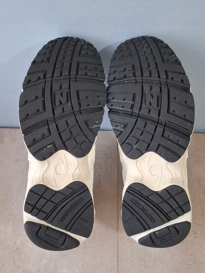 【美品】NewBalance ML725CH ホワイト　23cm